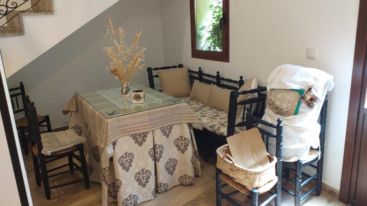 Apartamentos El Arenal Acebo Ngoại thất bức ảnh