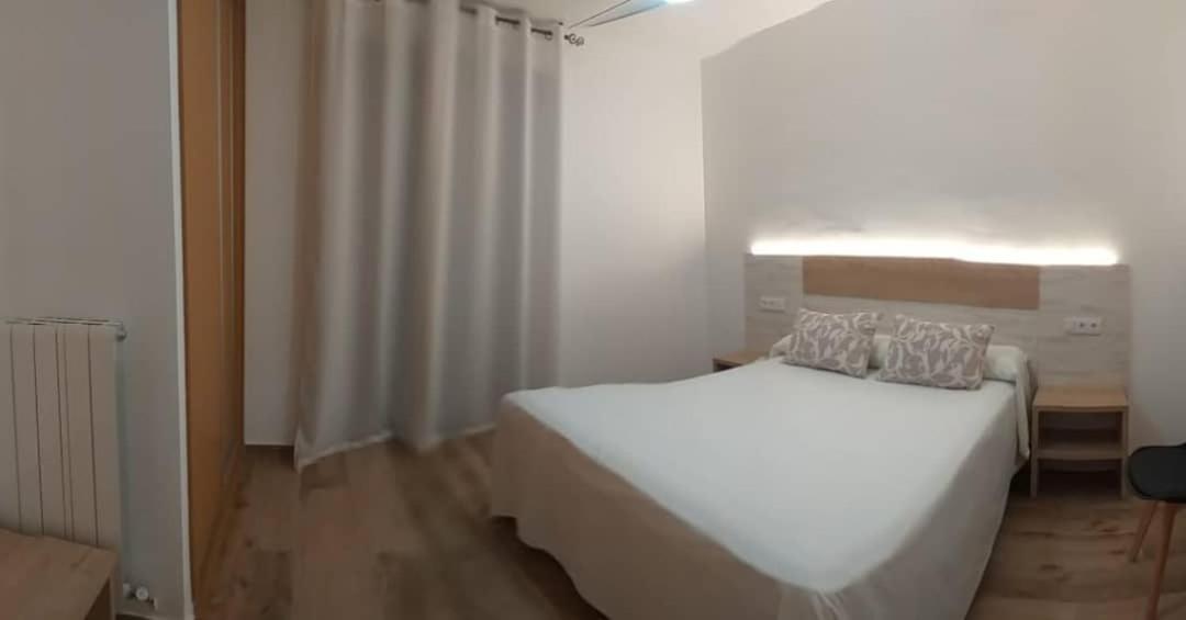 Apartamentos El Arenal Acebo Ngoại thất bức ảnh
