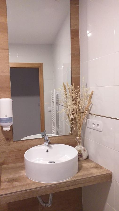 Apartamentos El Arenal Acebo Ngoại thất bức ảnh