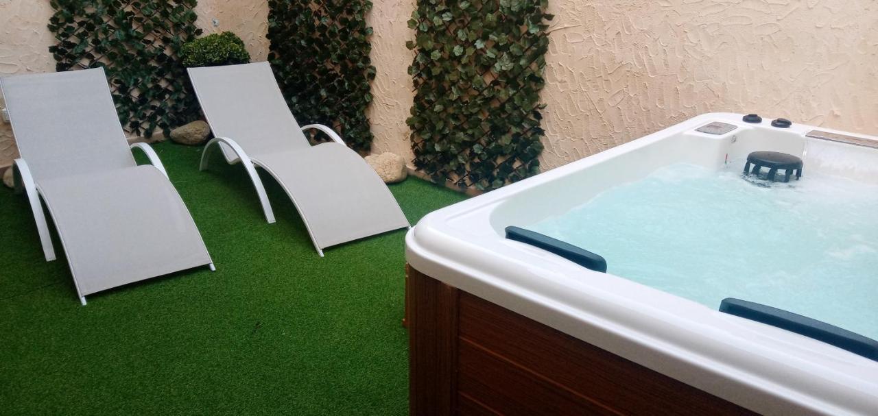 Apartamentos El Arenal Acebo Ngoại thất bức ảnh