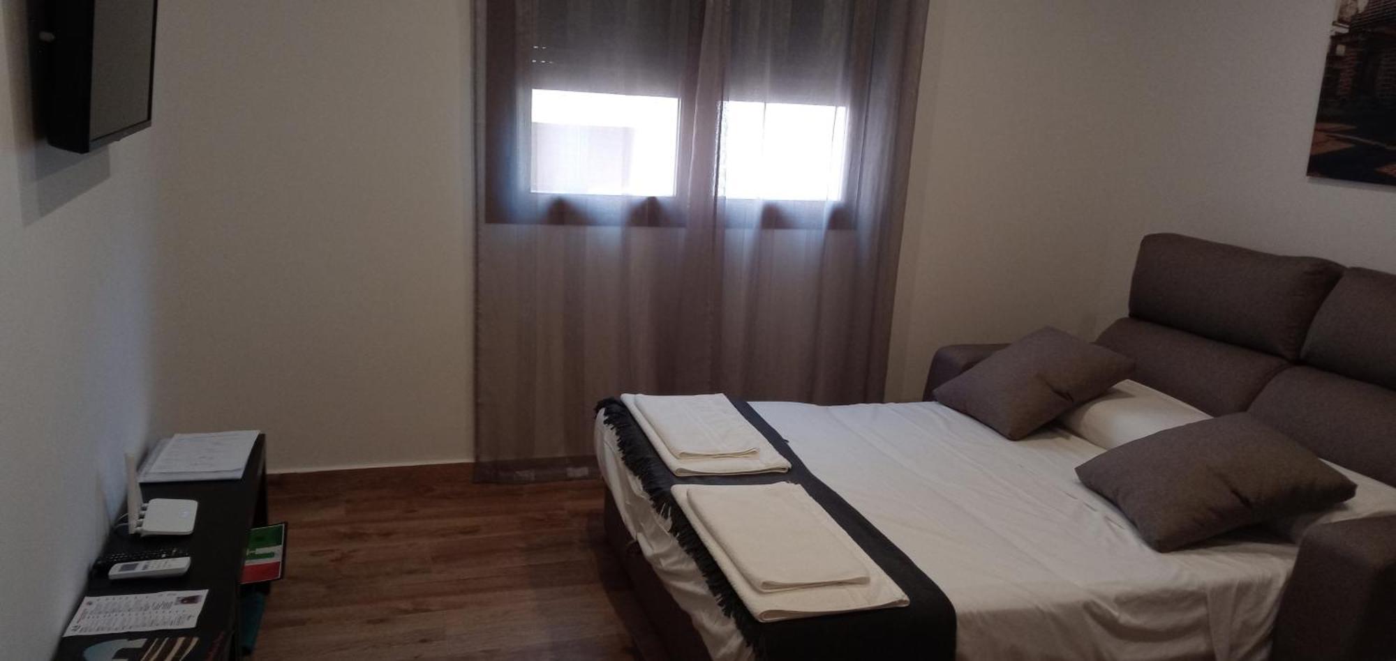 Apartamentos El Arenal Acebo Phòng bức ảnh