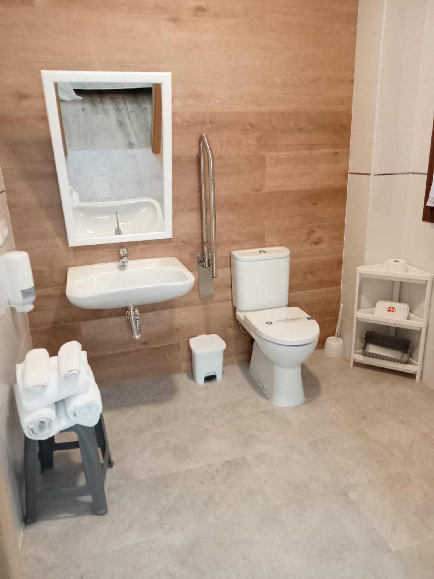 Apartamentos El Arenal Acebo Phòng bức ảnh